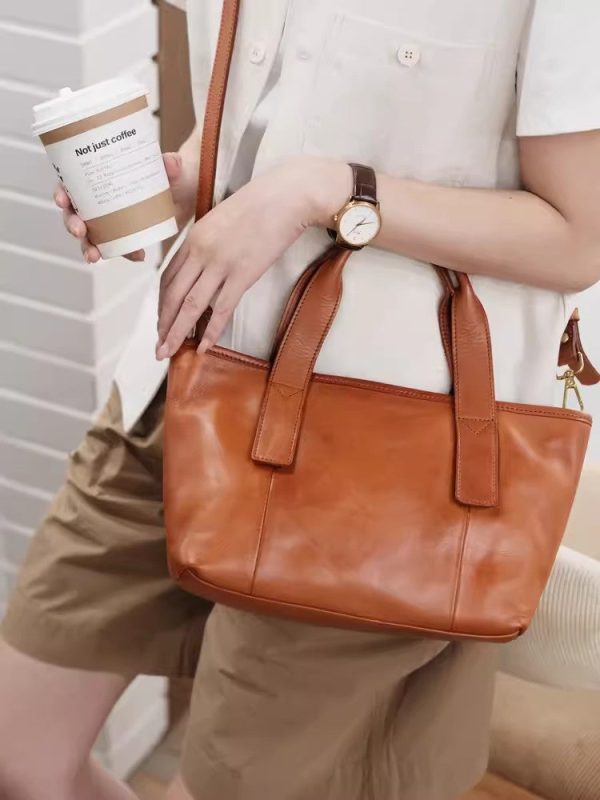 Cute Womens Small Tote Bag With Zipper Brown Leather Shoulder Bag - Image 2